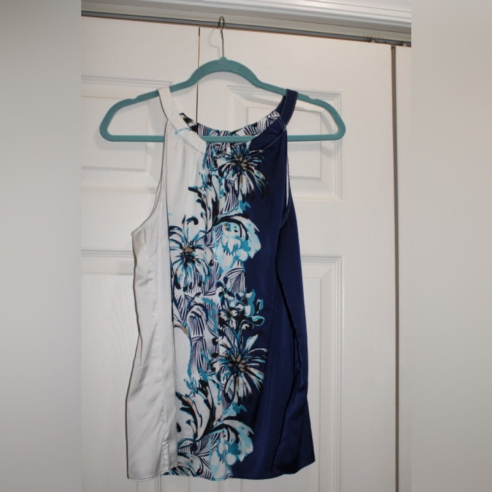 White House Black Market Blue and White Floral Top